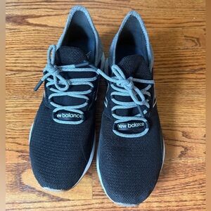 New Balance Roav Black and Gray Athletic Shoes